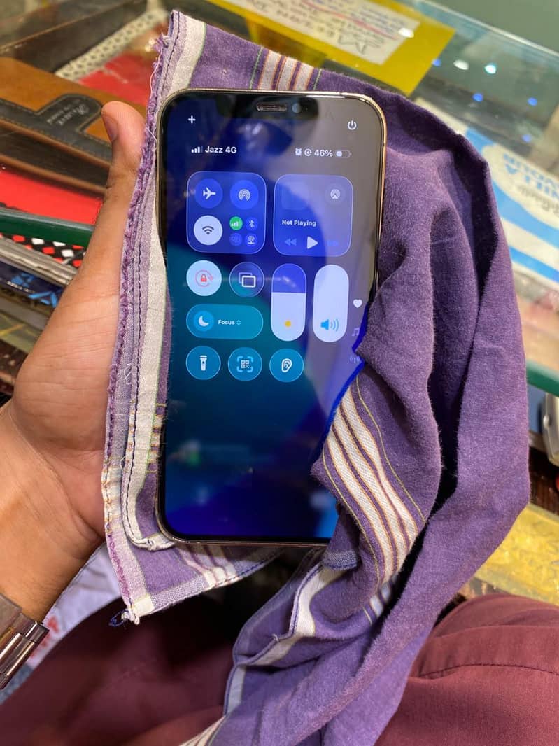 Apple iPhone 12 Pro 1