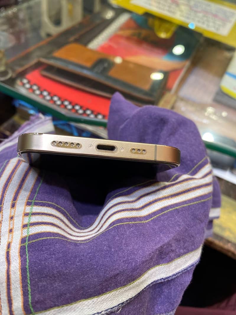 Apple iPhone 12 Pro 7