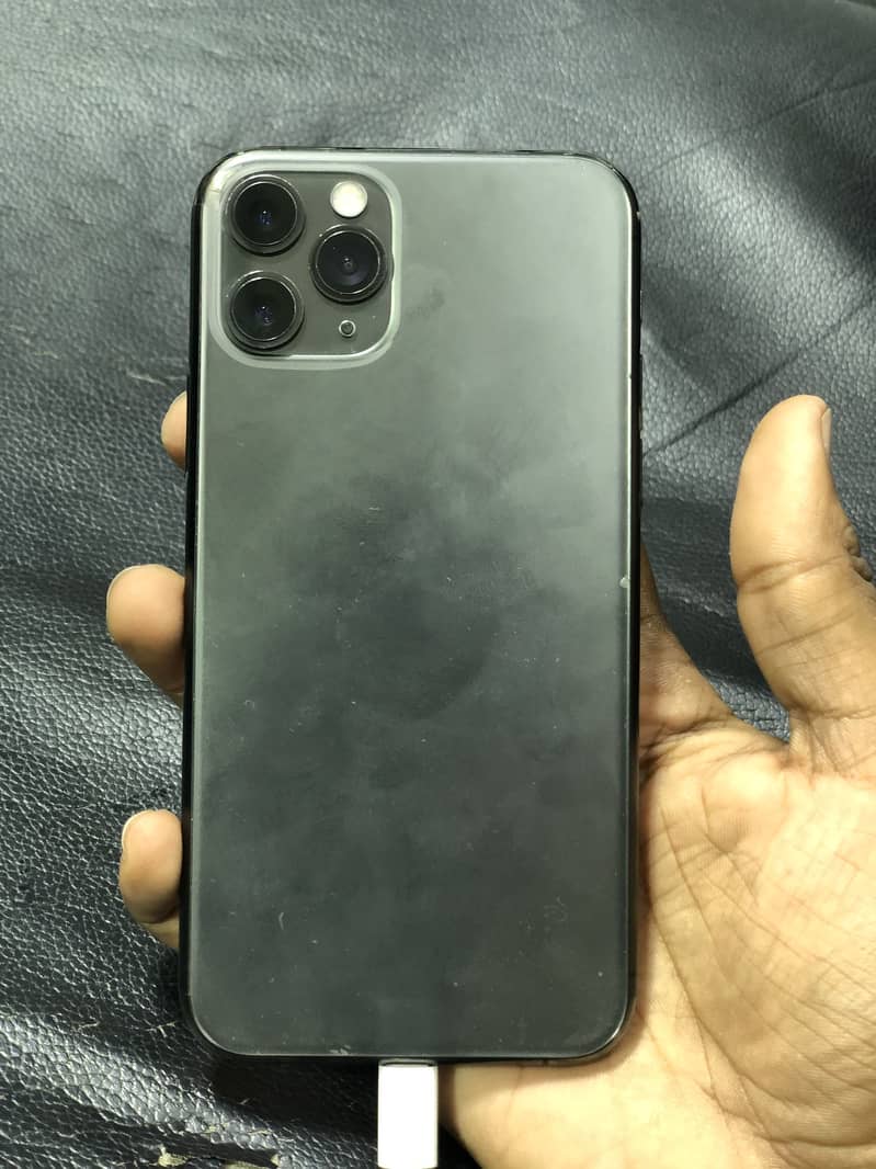 Apple iPhone 11 Pro 1