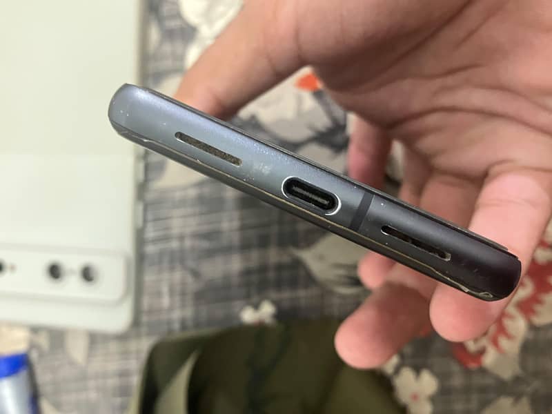 Google Pixel 7 4