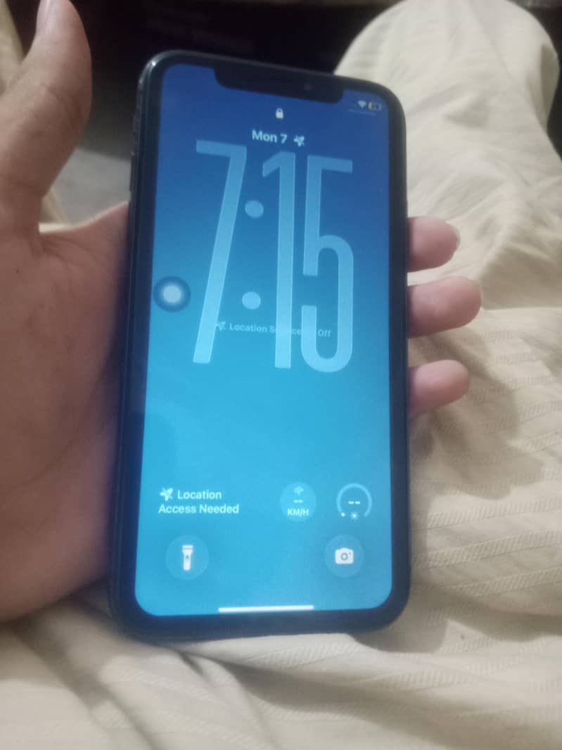 Apple iPhone 11 1
