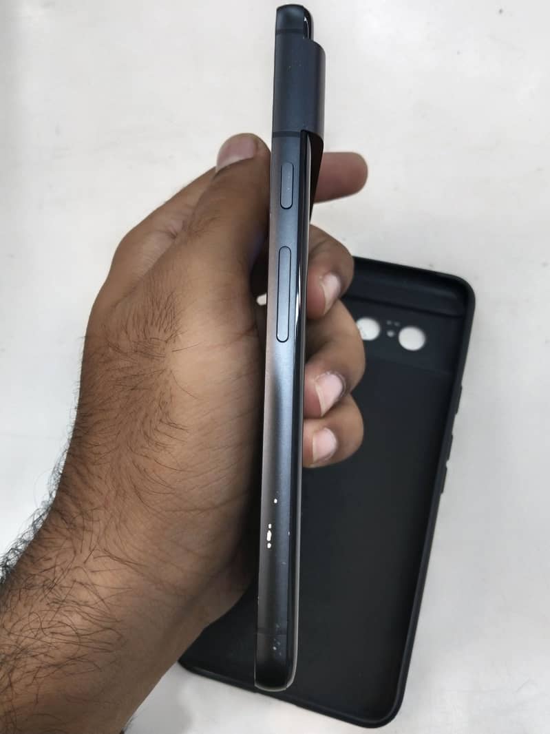 Google Pixel 8 3