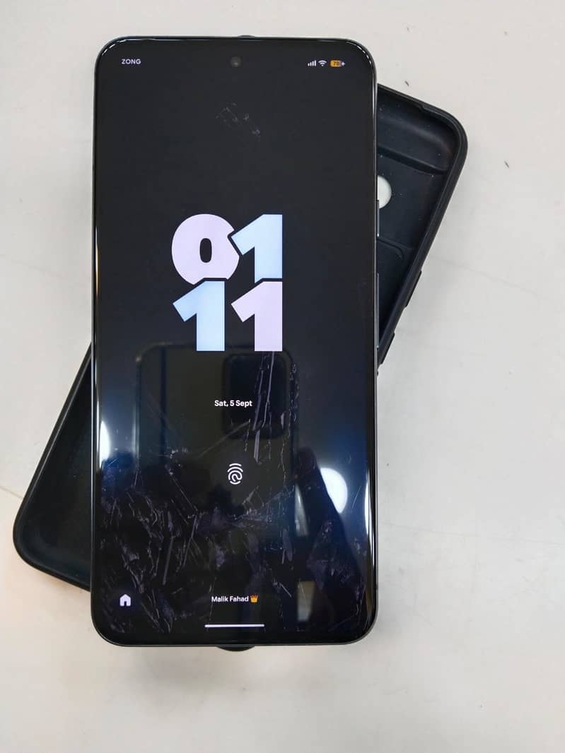 Google Pixel 8 4