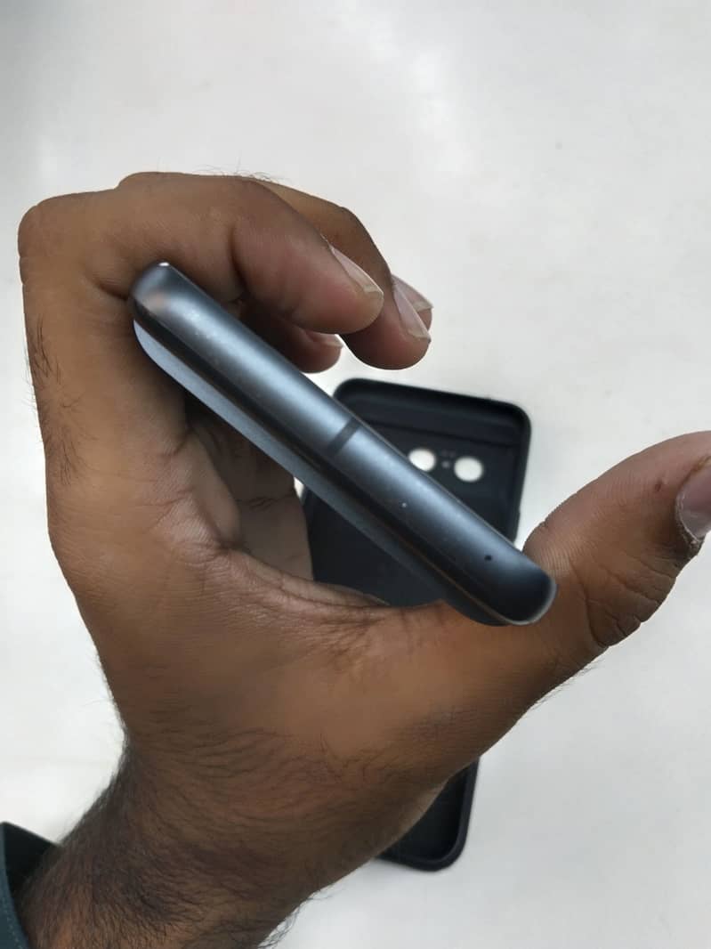 Google Pixel 8 6