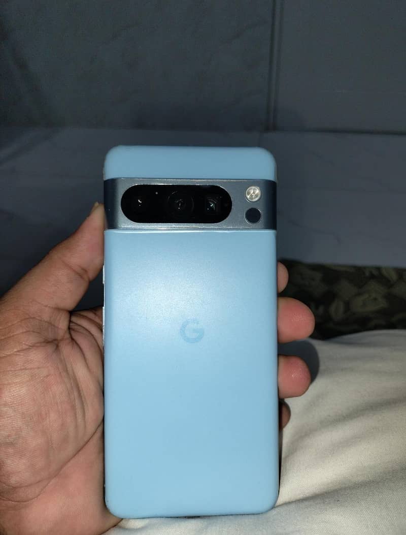 Google Pixel 8 Pro 0