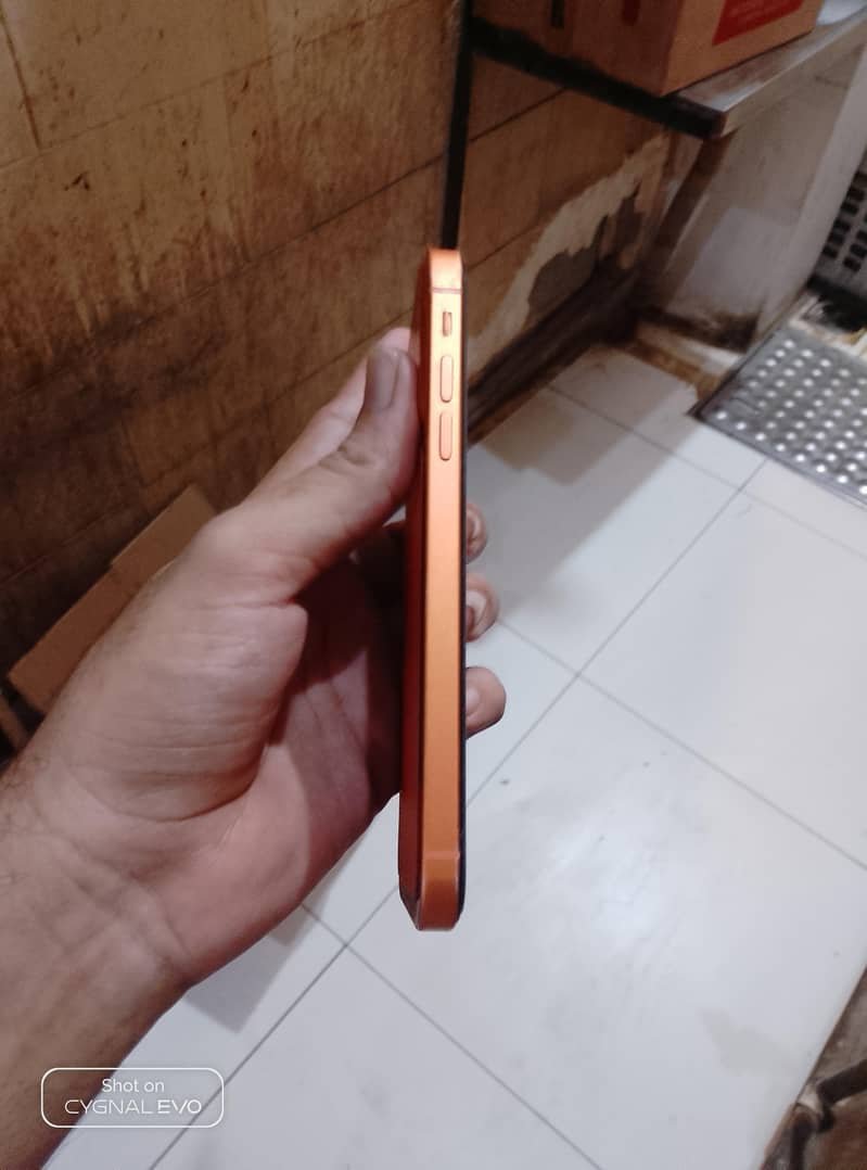 Apple iPhone XR 3