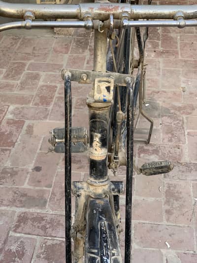  Bicycle for Sale – Excellent Running Condition (8/10) 22 inches