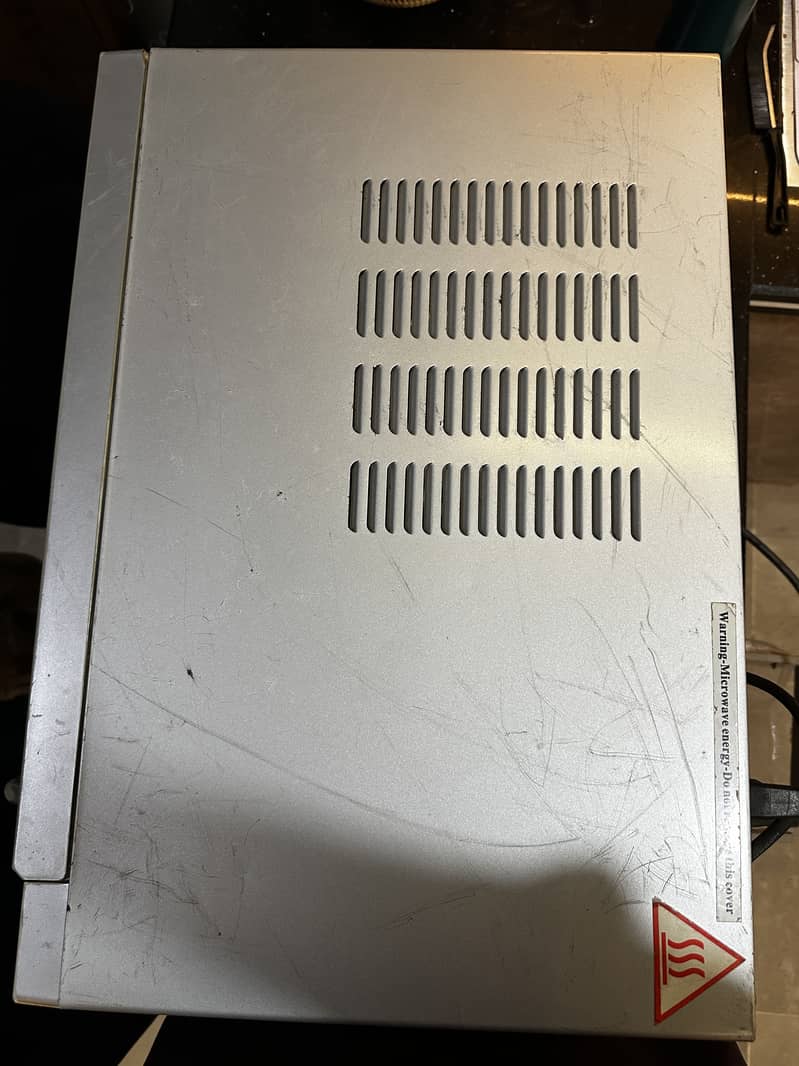 Dawlance Microwave 2