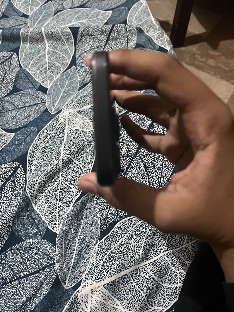 Apple iPhone 15 Pro 8