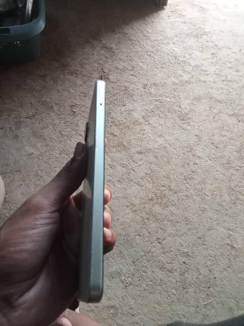 Realme Note 60x 1