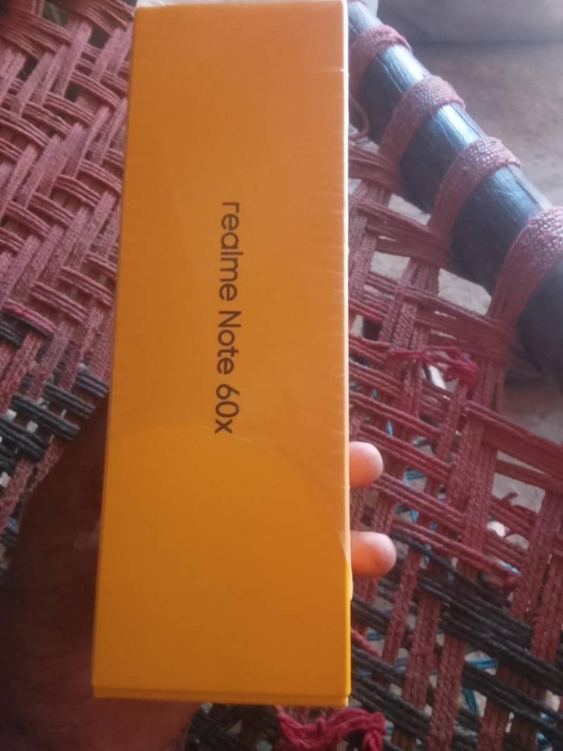 Realme Note 60x 10