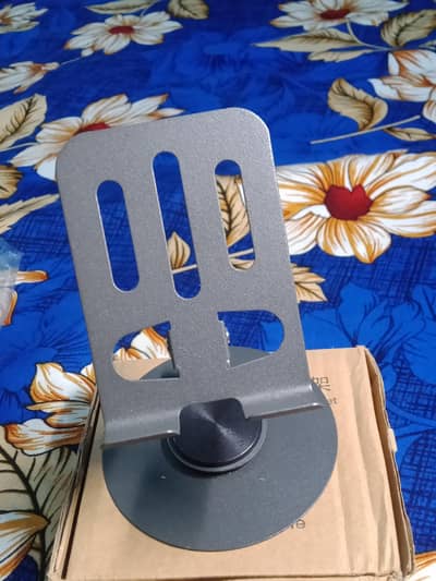 Metal mobile  and tablet stand