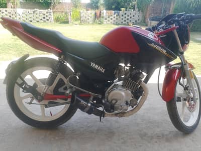 Yamaha ybr good condition like new