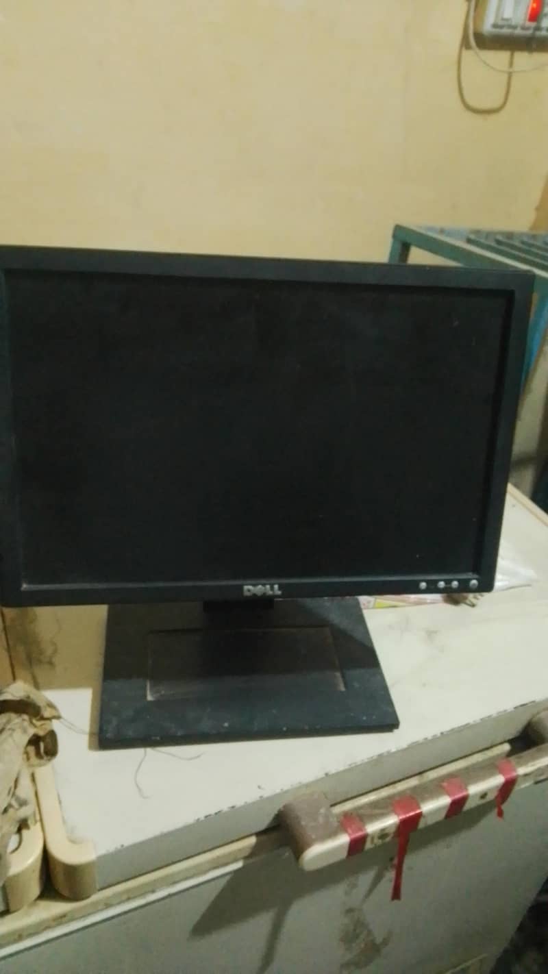 Lcd 17" 0