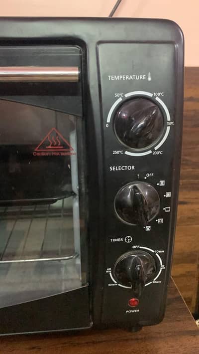 Electric oven