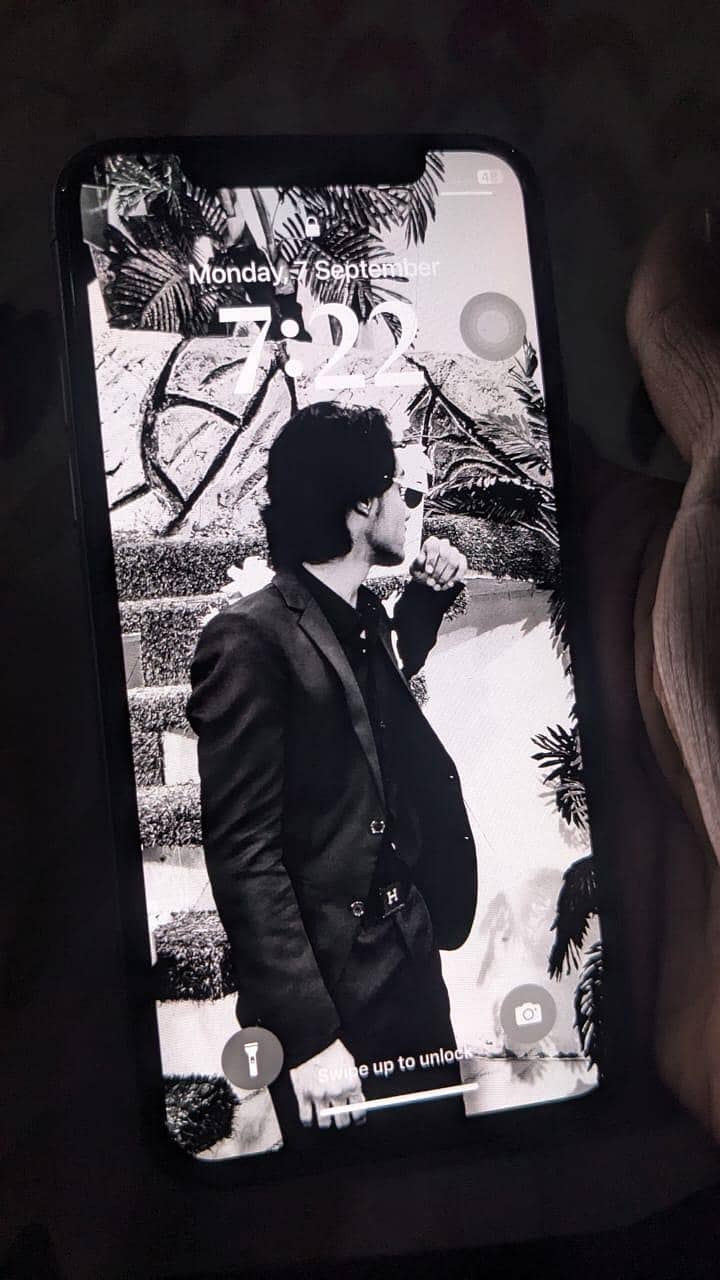 Apple iPhone X 0