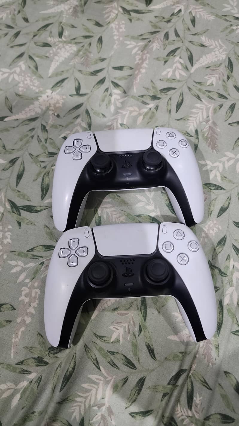 PS5 Slim 2