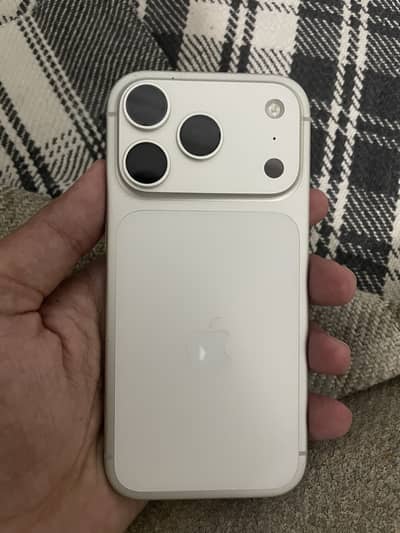 Apple iPhone 17 Pro