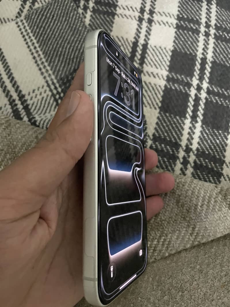 Apple iPhone 17 Pro 3