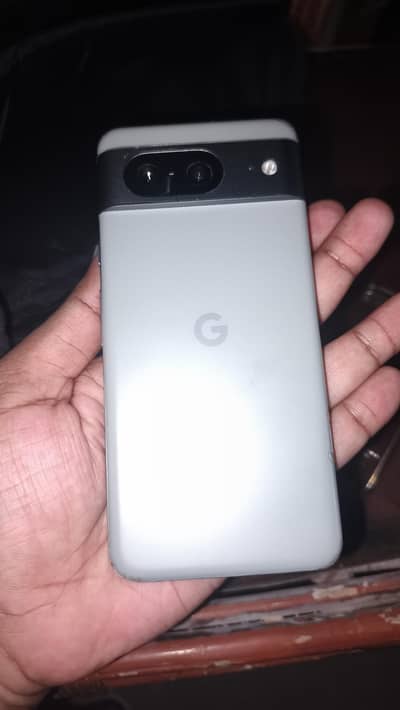 Google Pixel 8