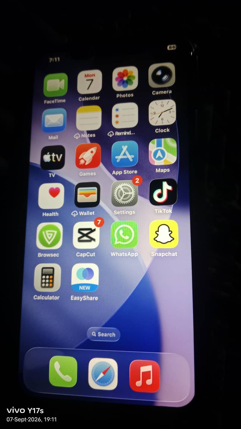Apple iPhone 11 Pro Max 4