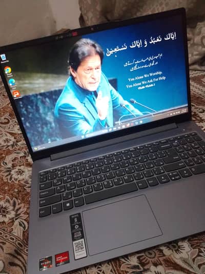Lenovo IdeaPad slim 3
