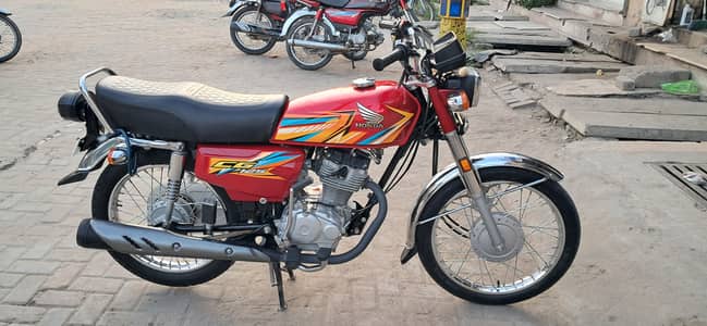 Honda CG 125 2026