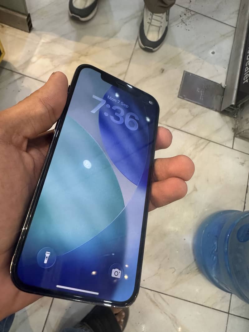 Apple iPhone 12 Pro 3