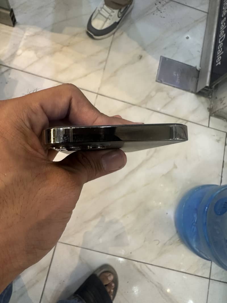 Apple iPhone 12 Pro 5