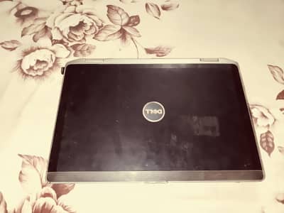Dell laptop Rs: 15,000