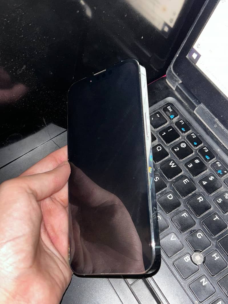 iPhone 13 pro 1
