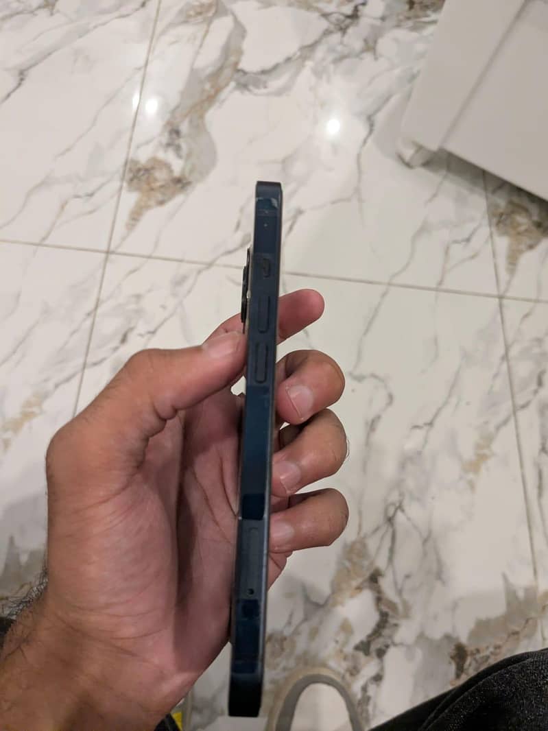 iphone 13 4