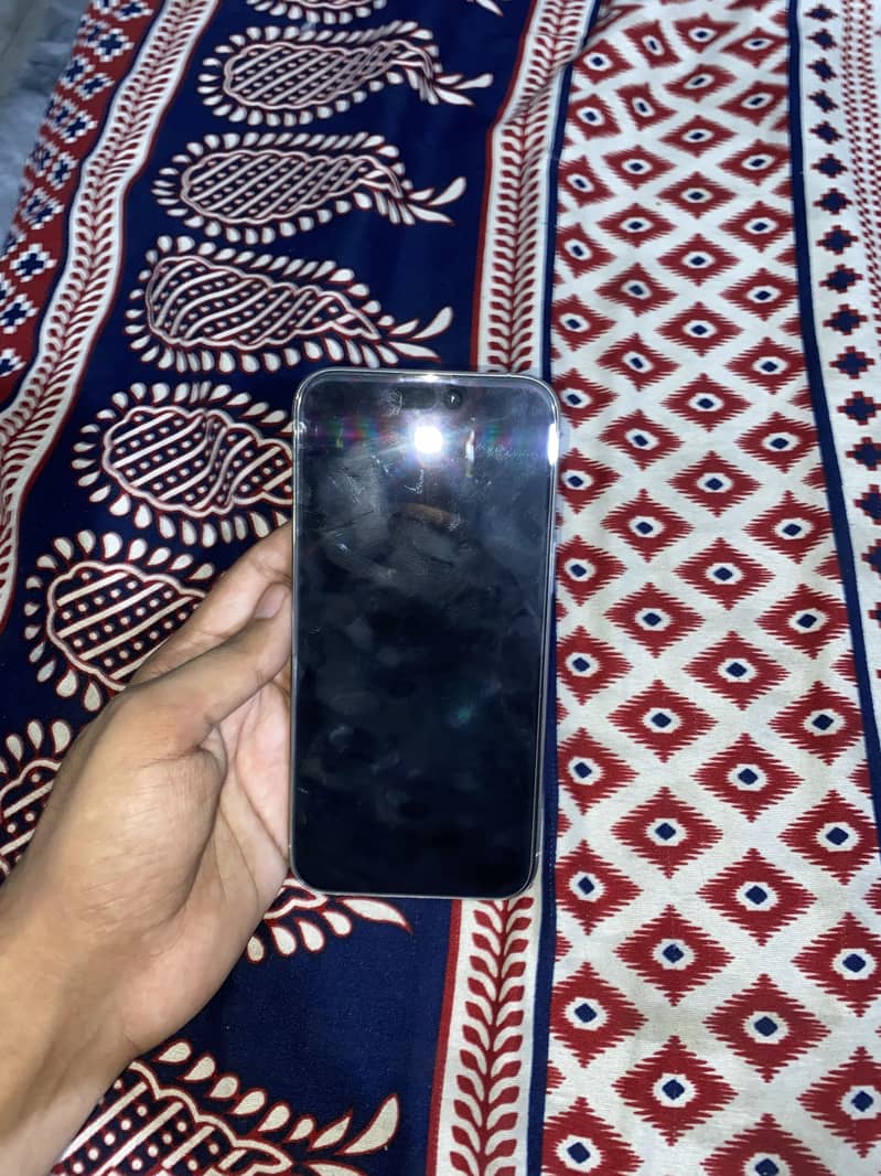 Apple iPhone 15 Pro Max 2