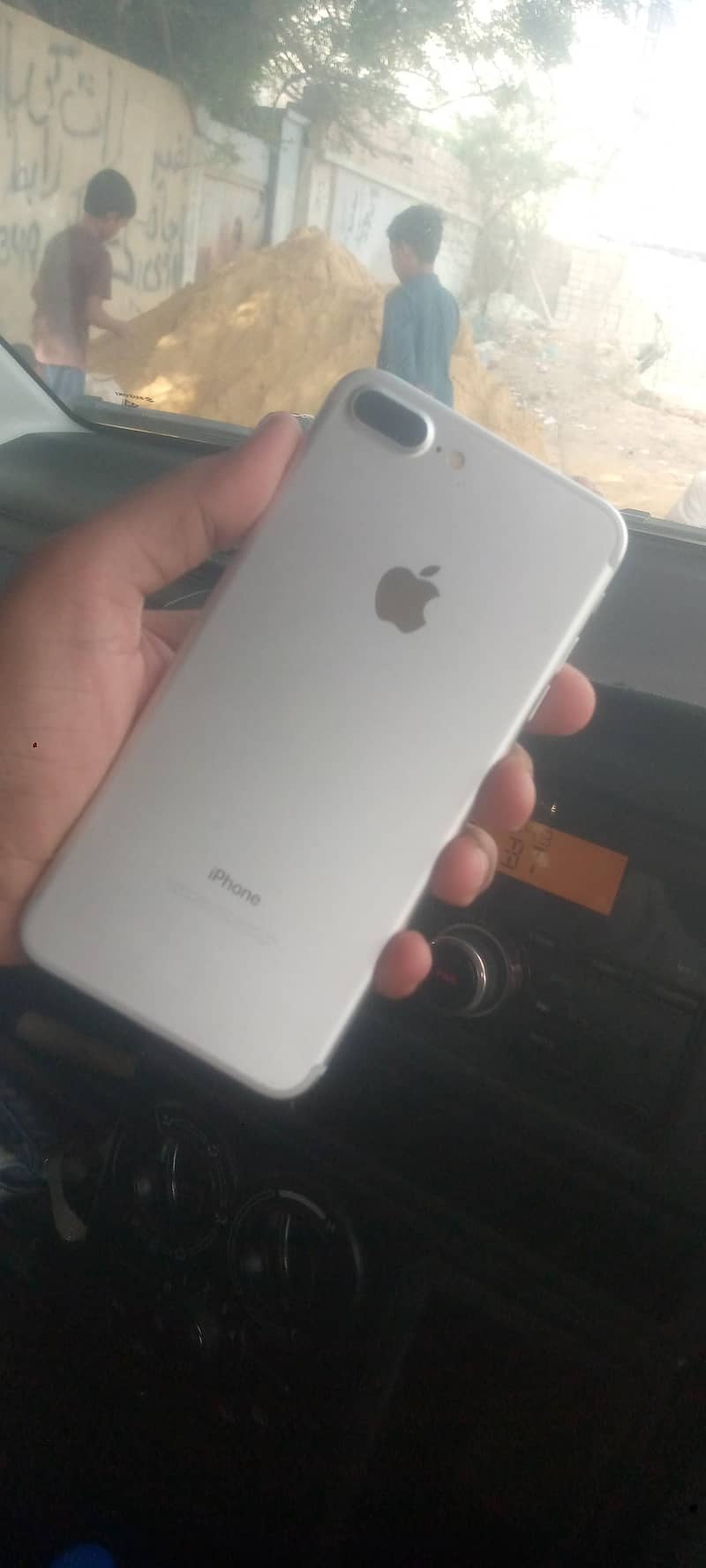 Apple iPhone 7 Plus 0