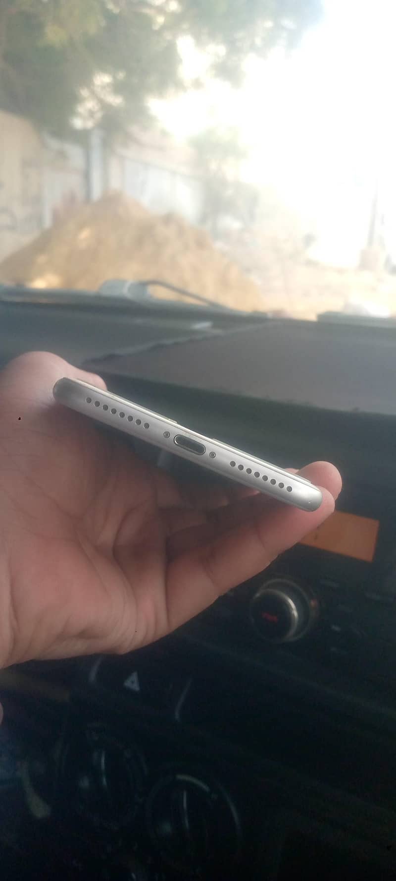 Apple iPhone 7 Plus 2