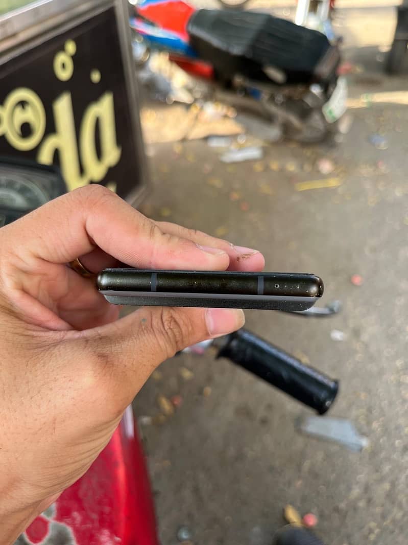 Google Pixel 6 3