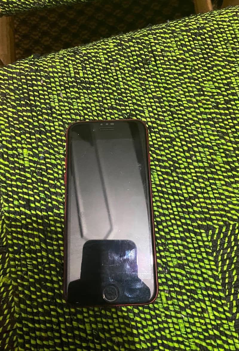Apple iPhone SE 0