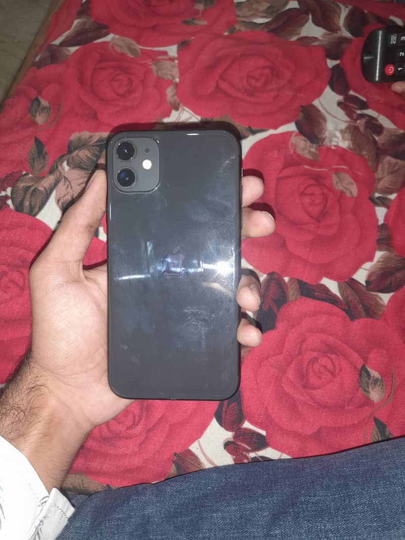Apple iPhone 11 3