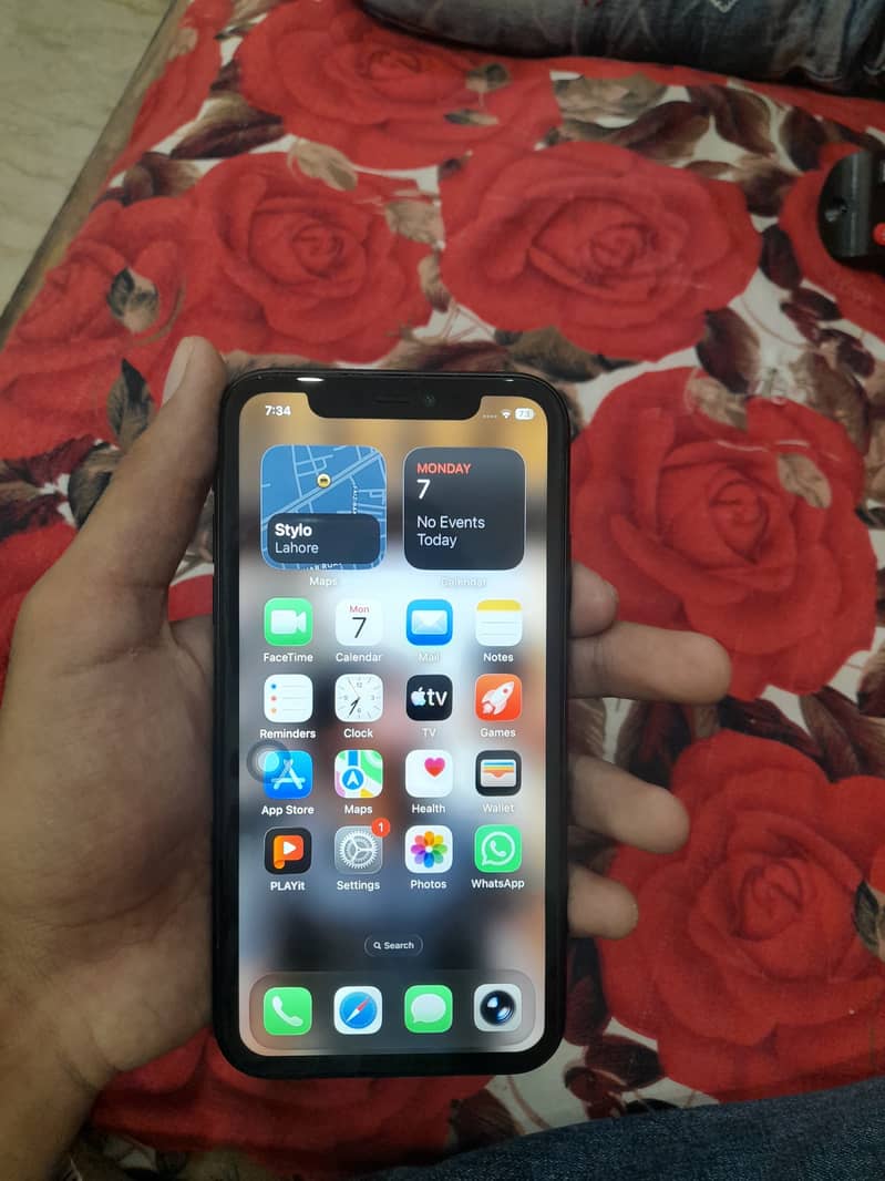 Apple iPhone 11 6