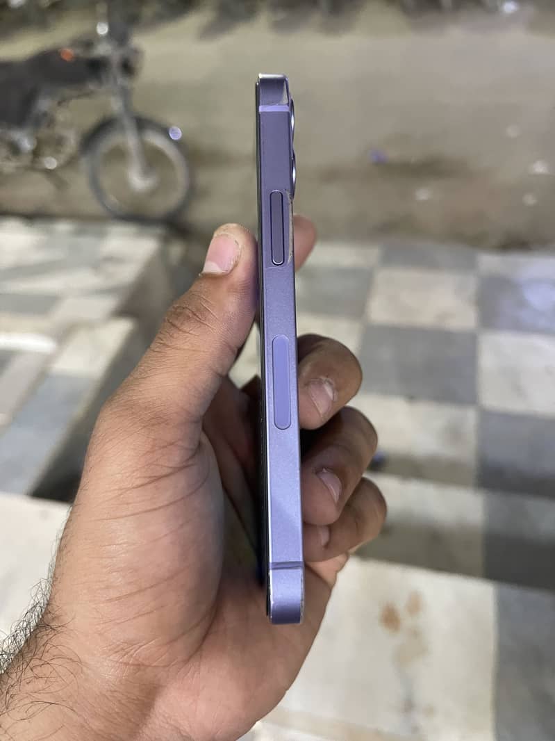 Apple iPhone 12 mini 3