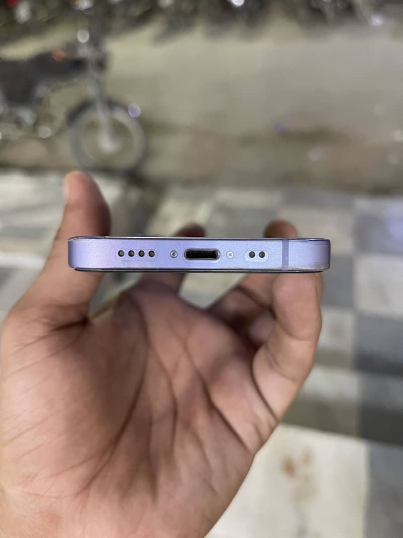 Apple iPhone 12 mini 4