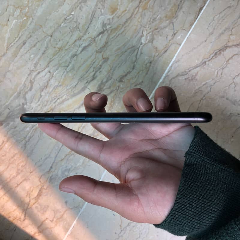 Apple iPhone SE 2