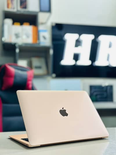MacBook Air 2019 Golden |  Long Battery Backup | Slim • Sleek •