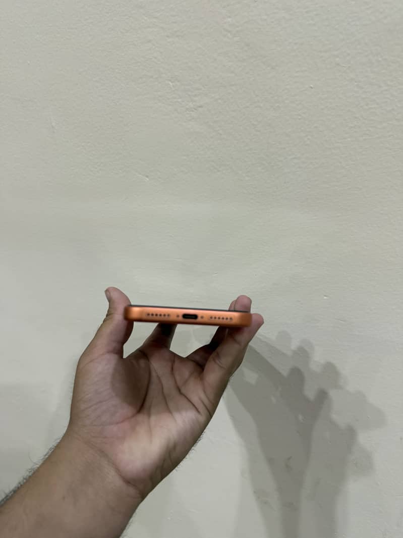 Apple iPhone 17 Pro Max 2