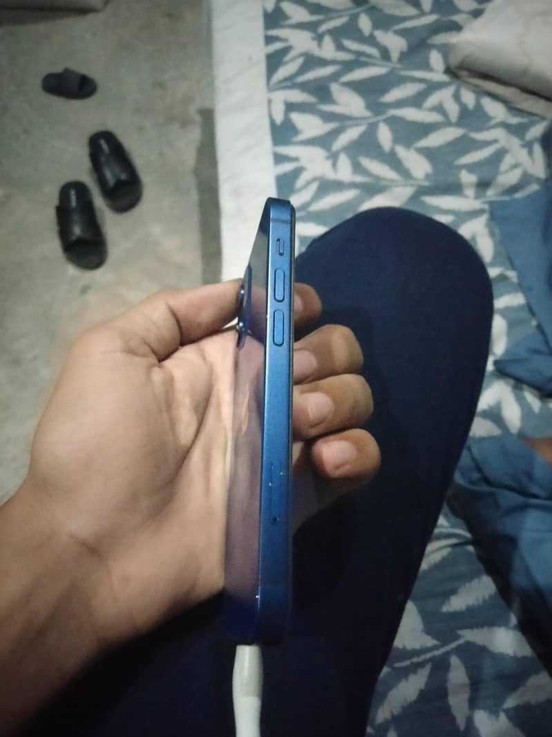 Apple iPhone 12 mini 2