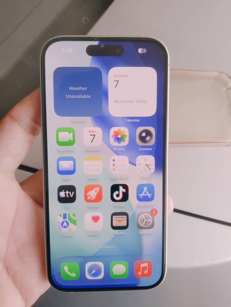Apple iPhone 15 plus 6