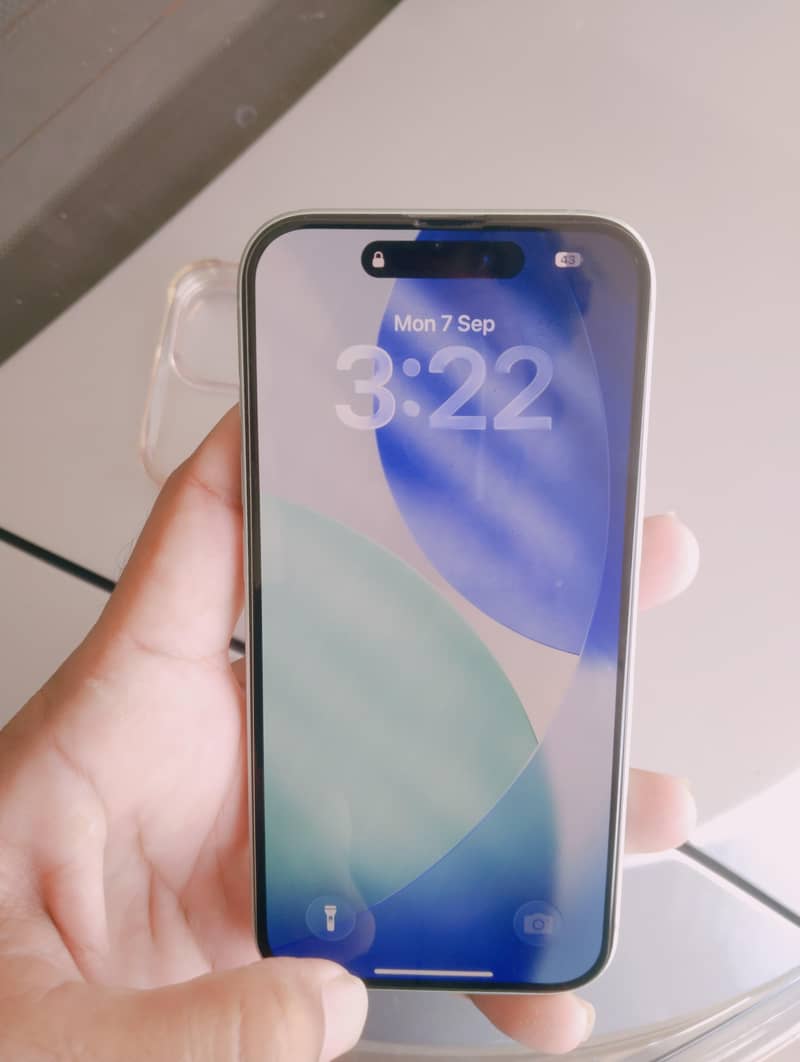 Apple iPhone 15 plus 7