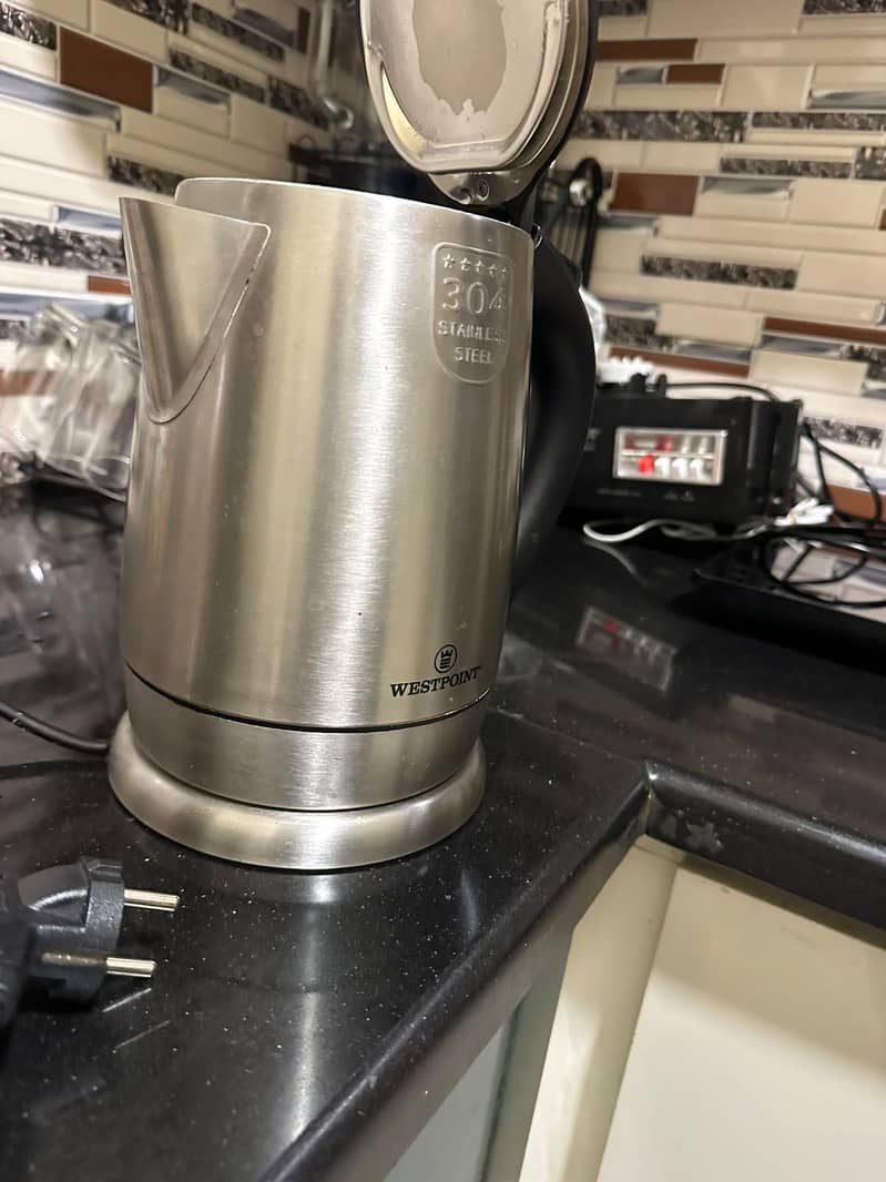 Electric kettle 1