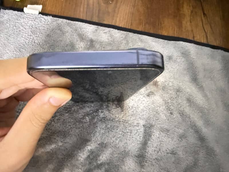 Apple iPhone 15 Pro 5