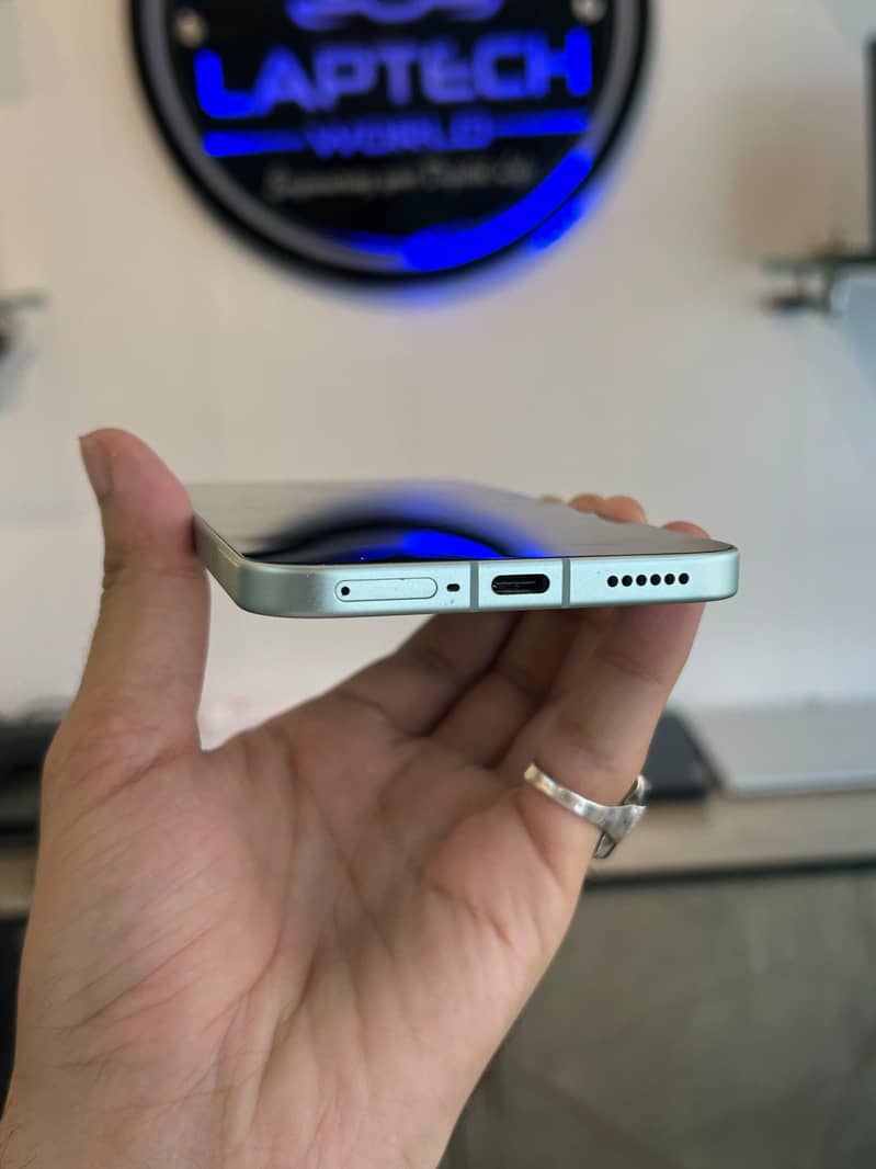 Infinix Note 60 Complete Box 3